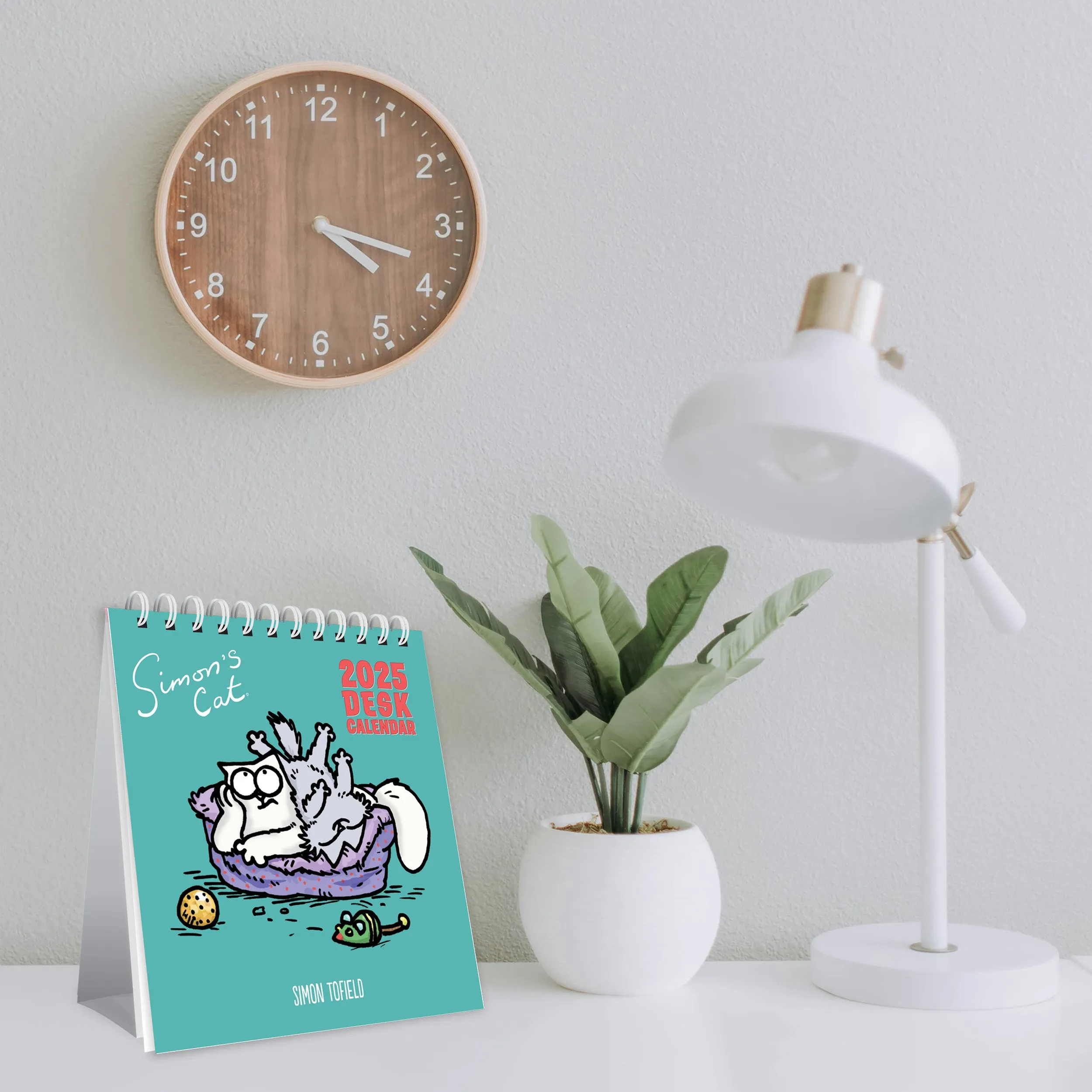 2025 Simon's Cat Desk Easel Calendar