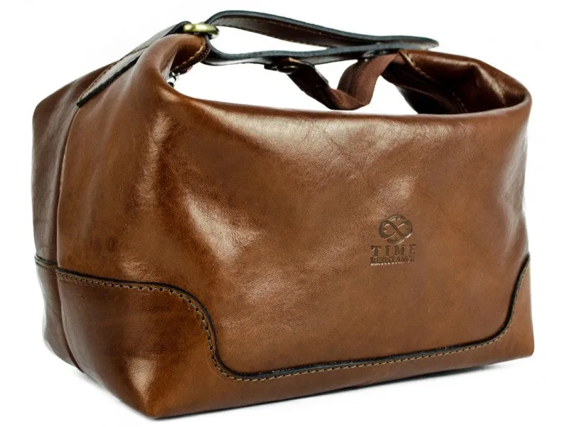 Autumn Leaves - Leather Toiletry Bag