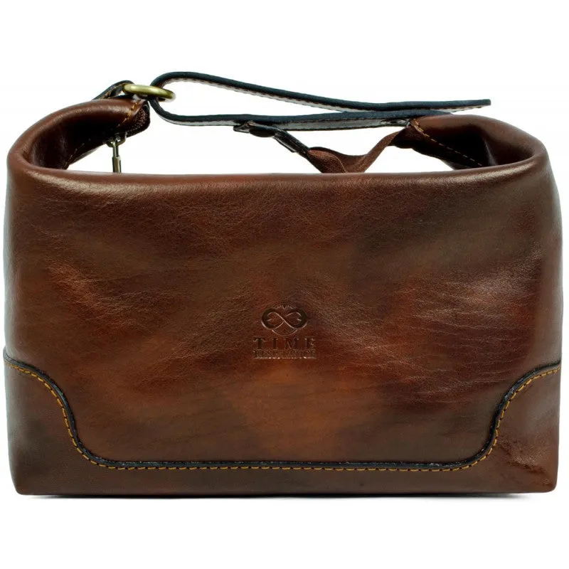 Autumn Leaves - Leather Toiletry Bag