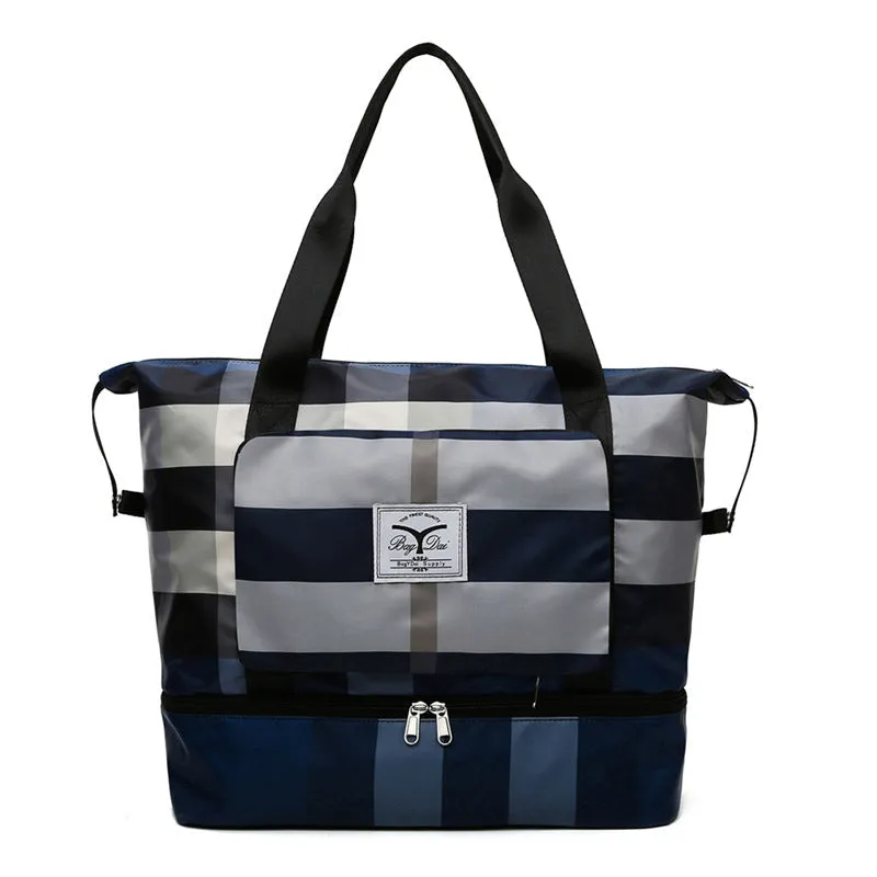 Checkered holdall with large capacity