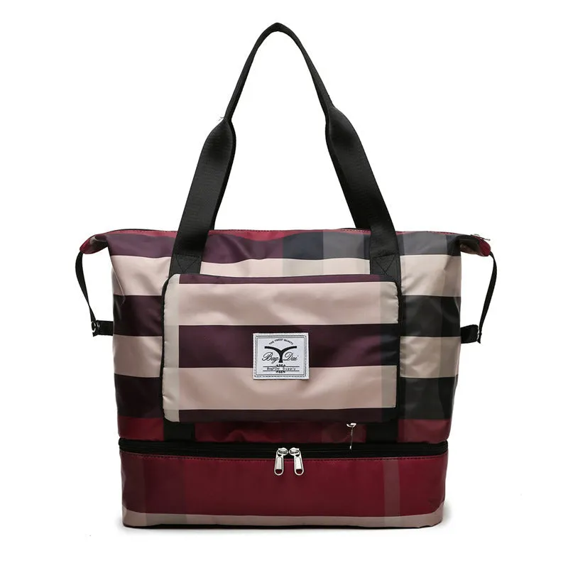 Checkered holdall with large capacity