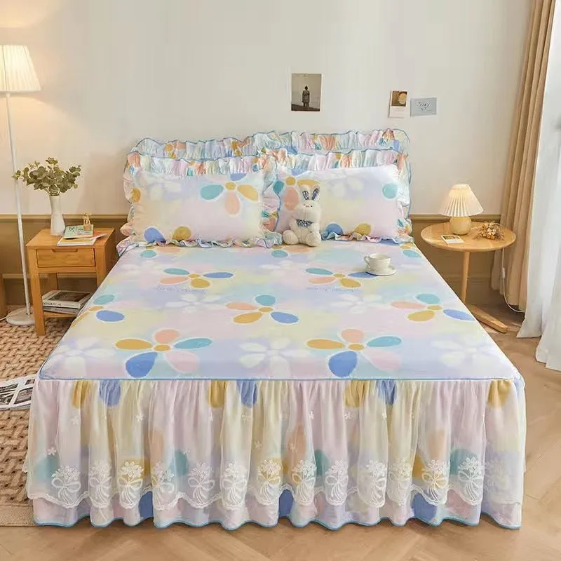 Luxurious Bed Skirt Set - 100% Cotton with Pillowcases