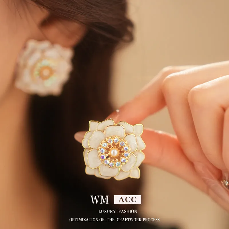 Luxurious Flower Geometric Flower Alloy Oil Dripping Earrings