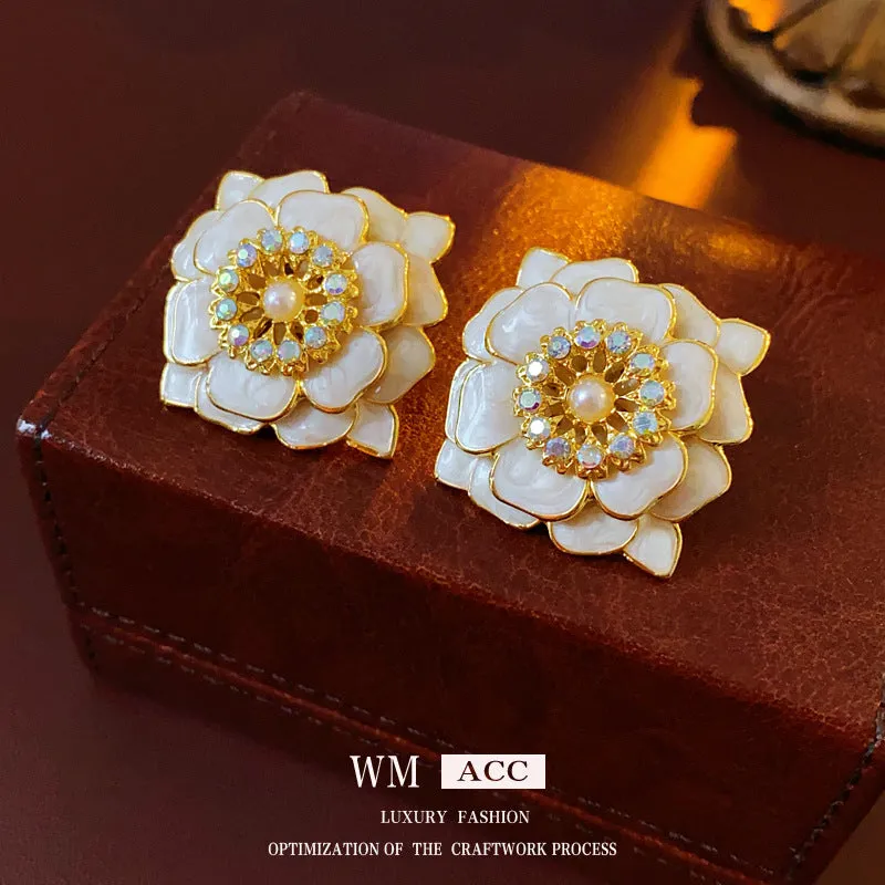 Luxurious Flower Geometric Flower Alloy Oil Dripping Earrings