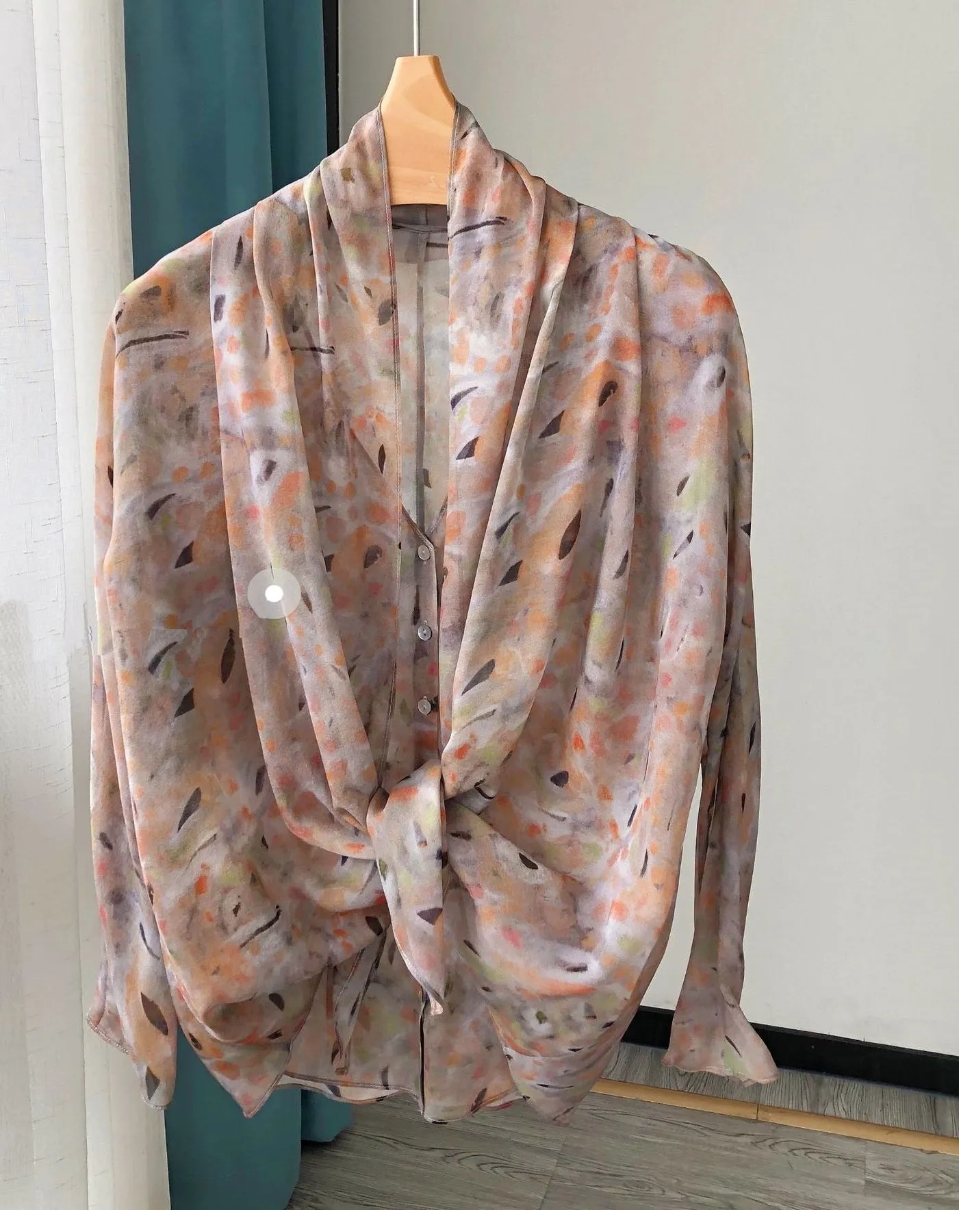 Nonothing| Stunning printed silk blouse