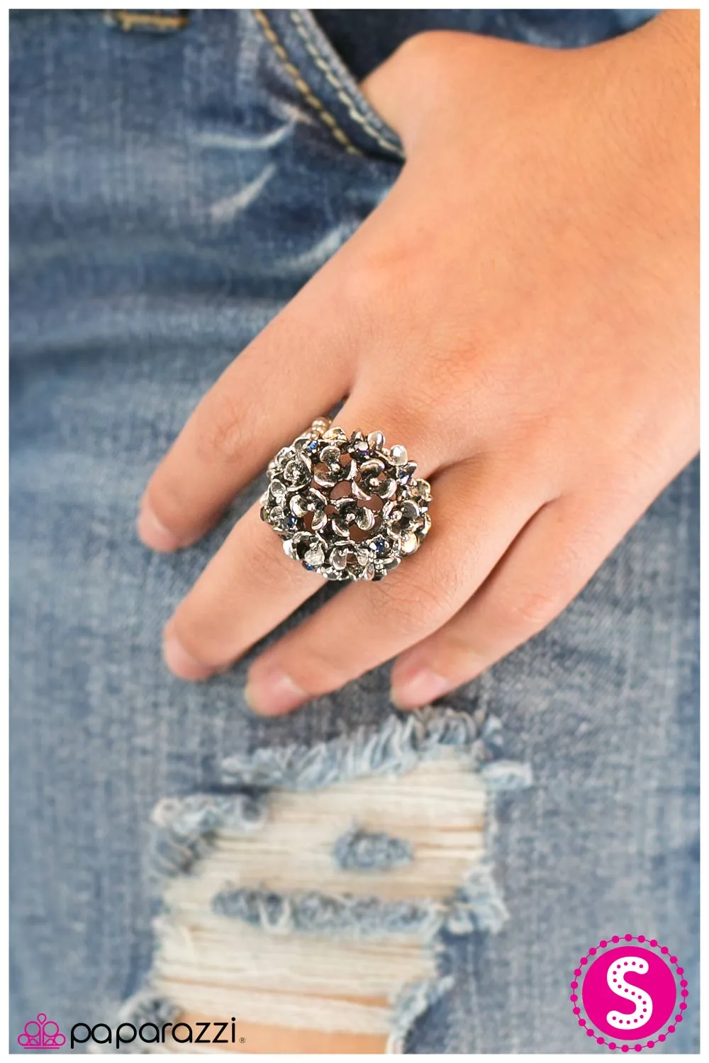 Open Door Jewelry - Catch the Bouquet Ring - Paparazzi Accessories