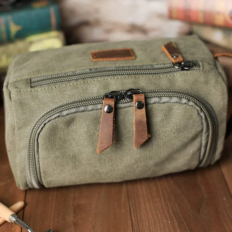 Personalized Groomsmen Gift, Dopp Kit Bag Customized Canvas Toiletry Bag Make Up Bag Monogram Mens Toiletry Bag