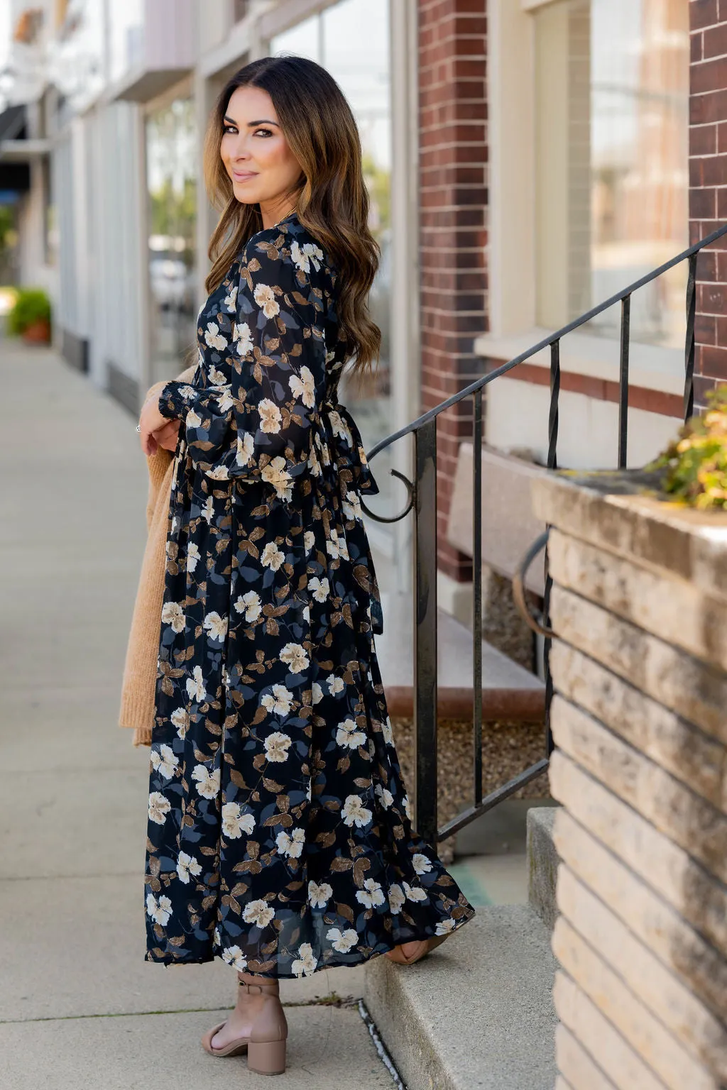 Stunning Floral Twist Top Maxi Dress