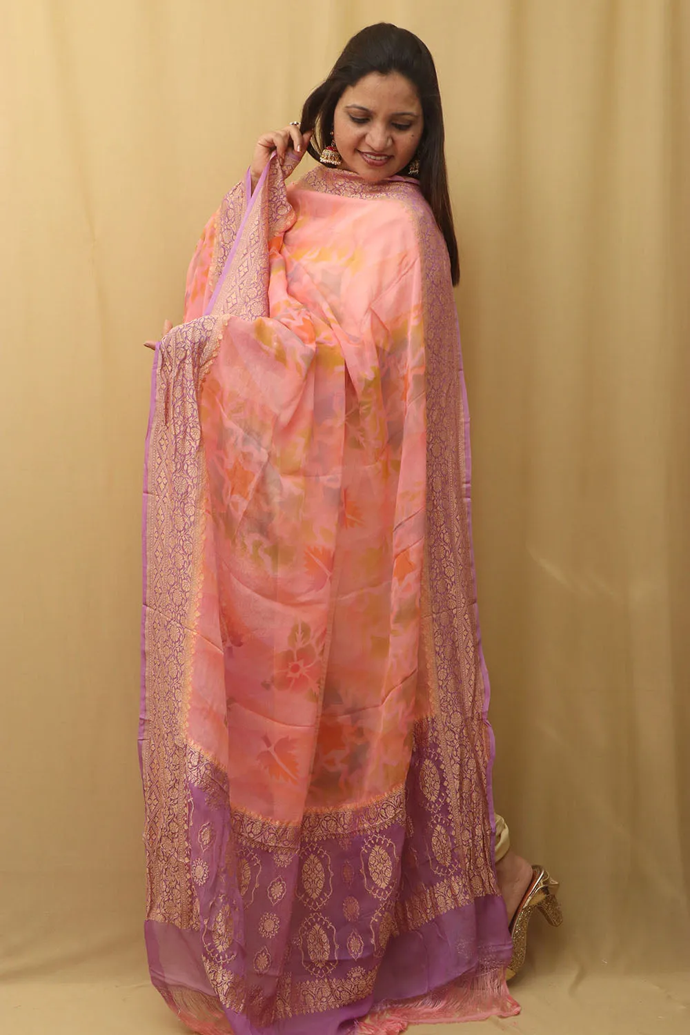 Stunning Pink Banarasi Handloom Pure Georgette Brush Dye Dupatta