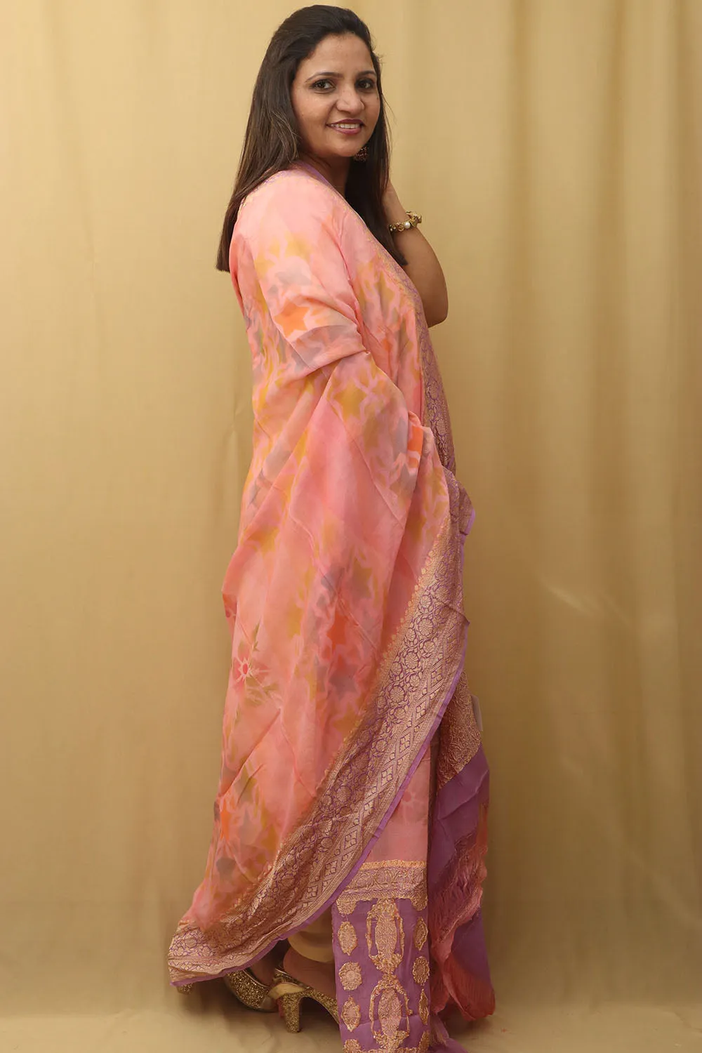 Stunning Pink Banarasi Handloom Pure Georgette Brush Dye Dupatta