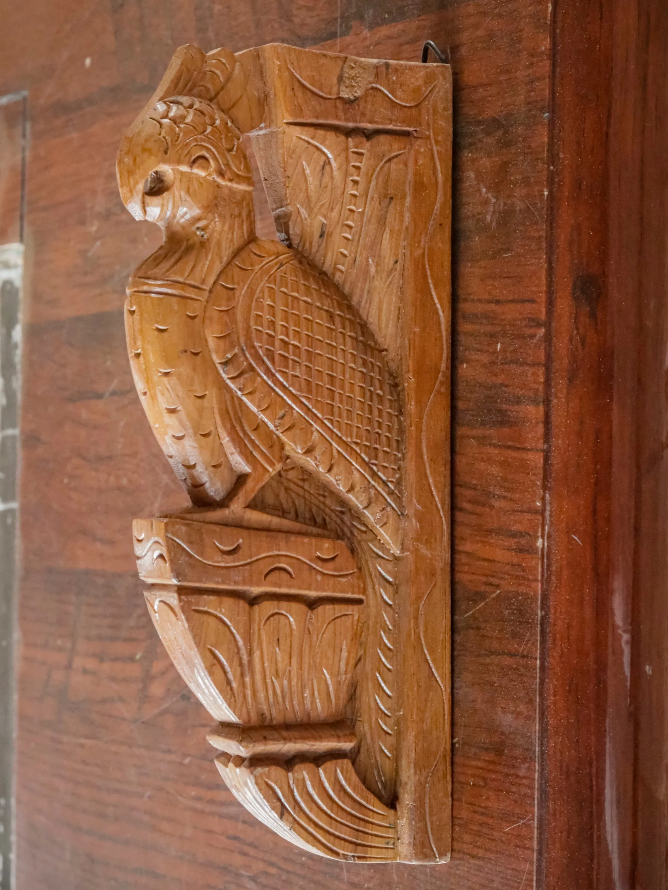 Wooden Simple carved Bird Door Bracket